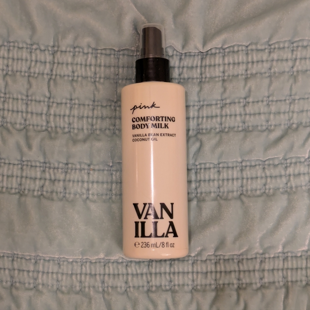 PINK Vanilla Comforting Body Milk